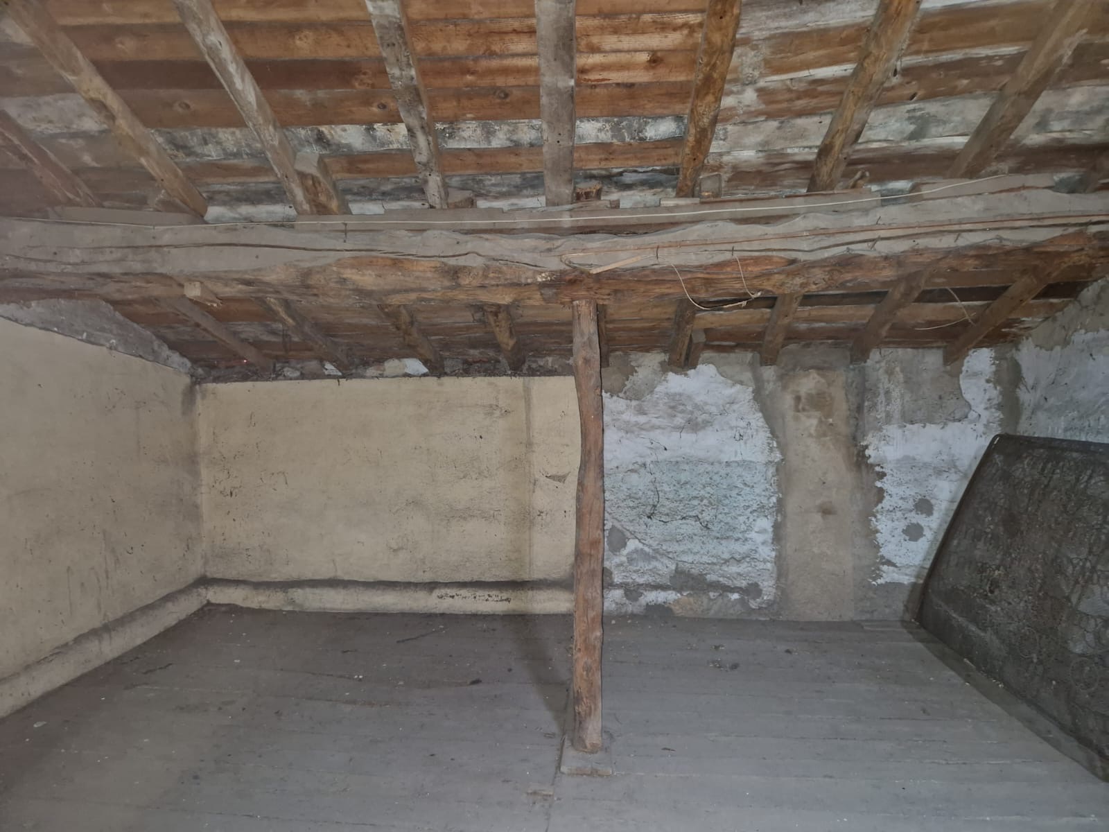 Avant-apres-travaux-renovation-combles-mtc-renovation